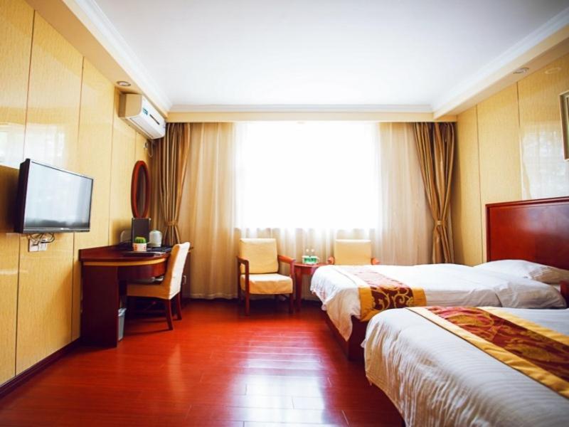 Hotel Greentree Gongfu New Village Subway Station Express